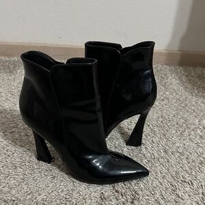Nine West Patent Black Torrie Booties